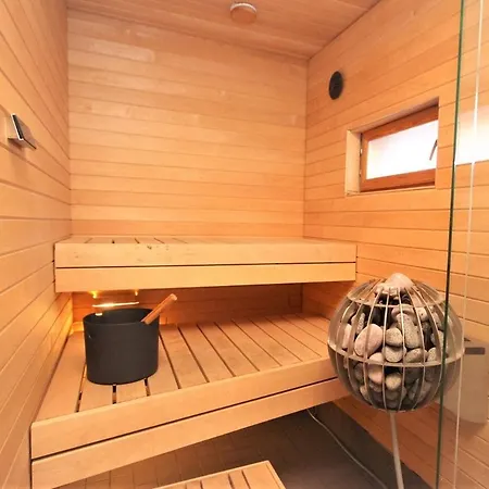 Gella Kellosaarenranta 1 *